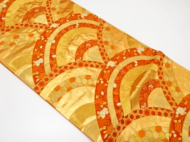 青海波に花唐草・亀甲模様織り出し袋帯